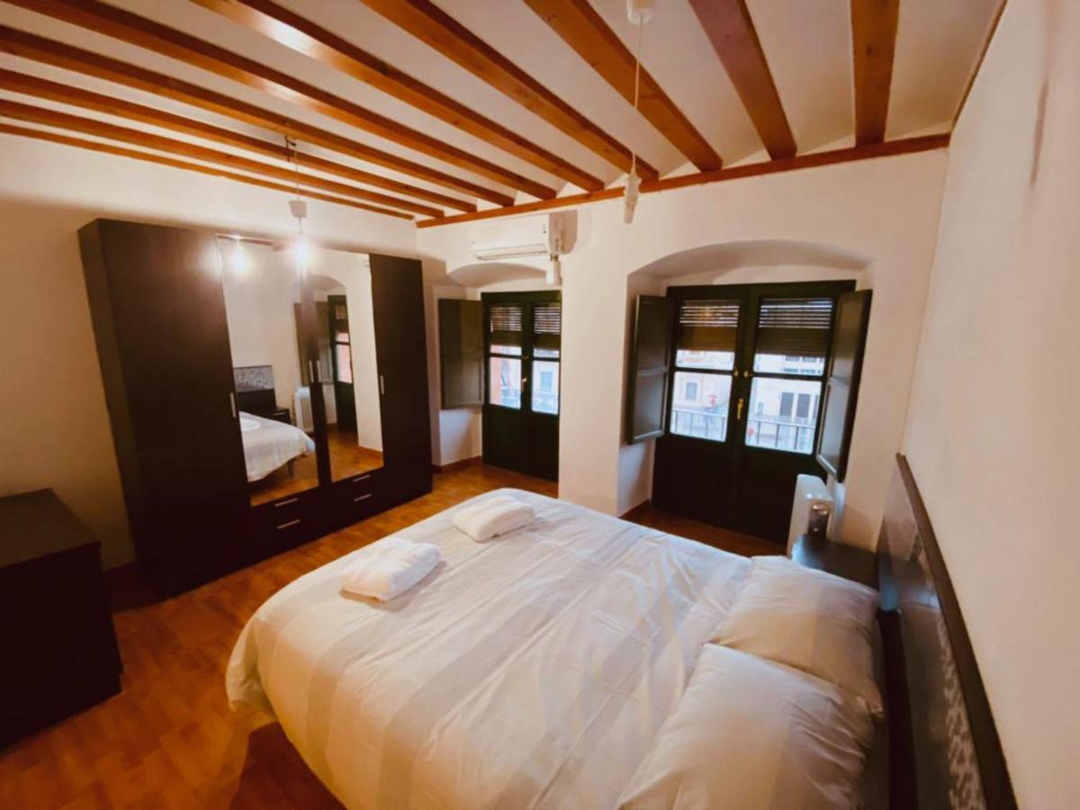 Casa En Plaza De La Corredera Con Balcon Lejlighed Córdoba Eksteriør billede